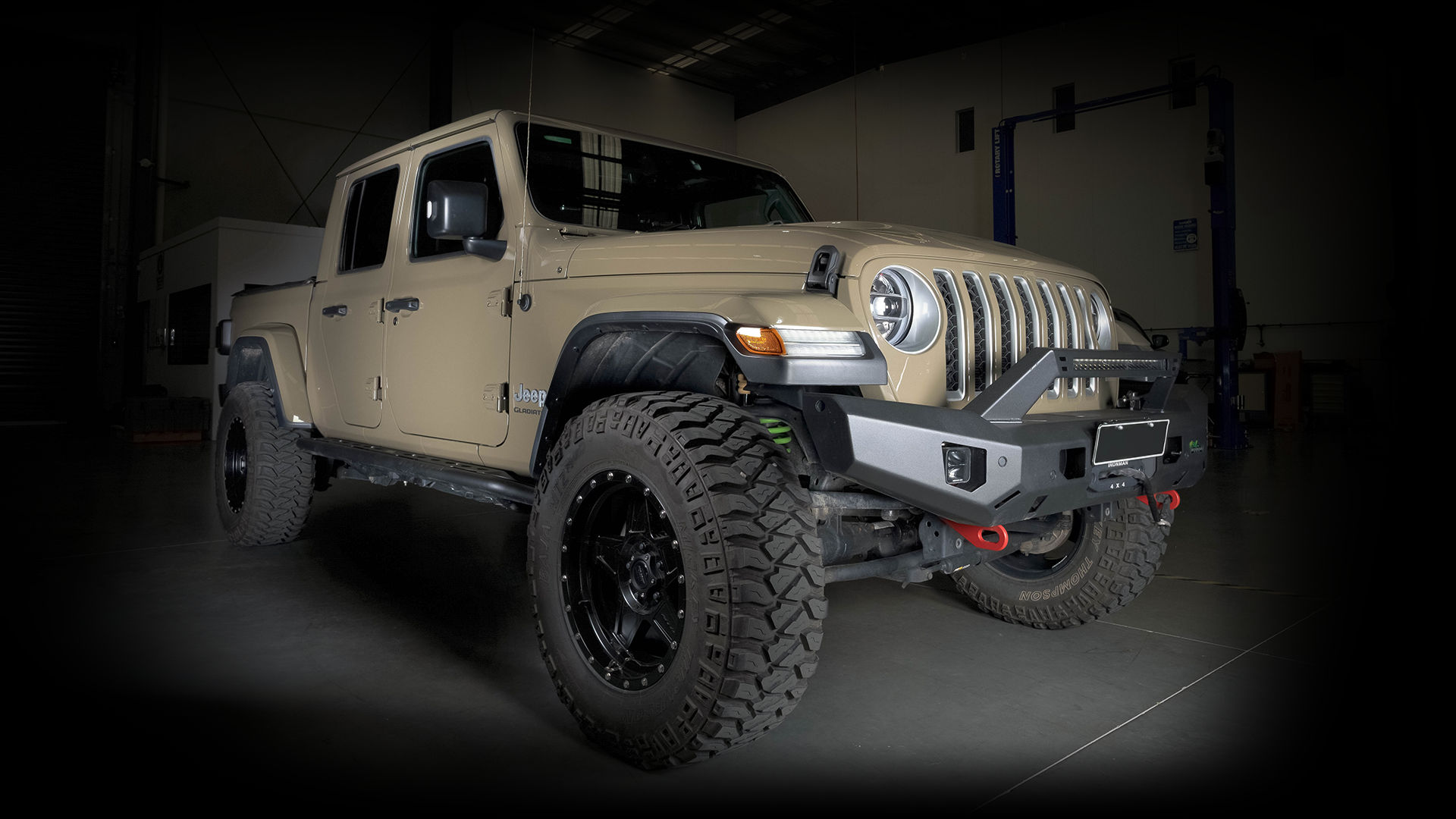 RAID_LANDING-PAGE_JEEP-GLADIATOR_MOBILE