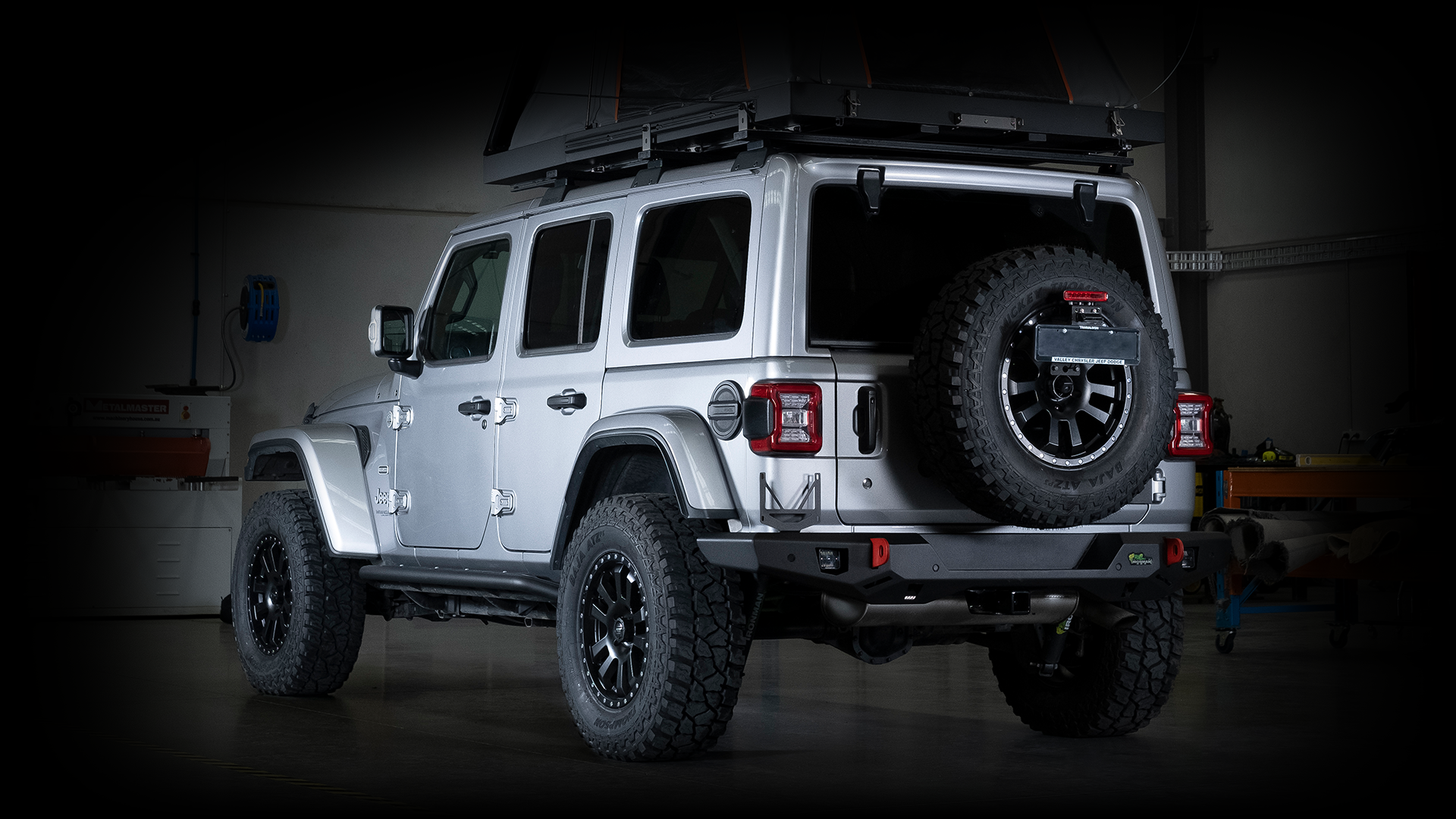 RAID_LANDING-PAGE_JEEP-WRANGLER_MOBILE